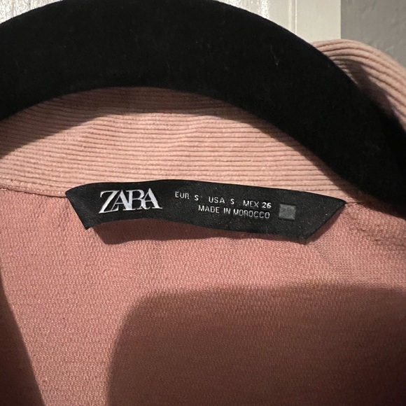 Zara Button Down - Picture 2 of 4